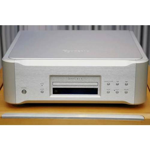 일본 Esoteric Ersao K-01XS CD/SACD 기계