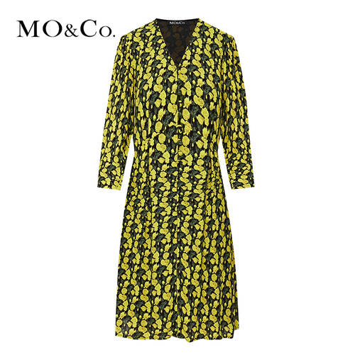 MOCO 가을 신제품 슬림핏 거꾸로 V 벨트 꽃무늬 V 칼라 드레스 MBO3DRS035 Mo Anke