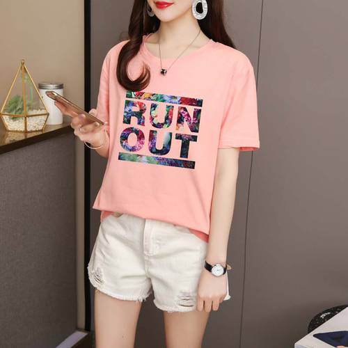  써머 여름용 신상 한국 스타일 루즈핏 순면 t 셔츠 여성용 올매치 코디하기 쉬운 패션 트렌드 프린팅 짧은 소매 상단 몸 셔츠베이스 셔츠
