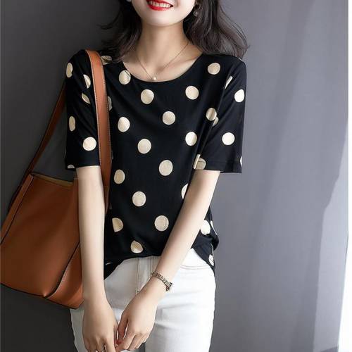 순면 한국판 루즈핏 여성복 잔물결 도트 서클 짧은 칼라 소매 티셔츠 T셔츠 블랙 컬러 레저 올매치 코디하기 쉬운 분위기 상의 패션 트렌드