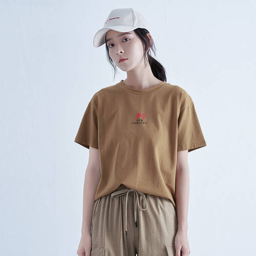 창조하다 개념 홍콩 스타일 XIAOZHONG 개성화 유니크 스타일리쉬한 디자인 반팔 여성용 ins 패션 트렌드 편안한 통풍 패션 트렌드 개성있는 루즈핏 t 셔츠 여성용 여름